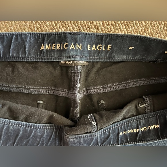 American Eagle Plus Size 22 Short Pull On Jegging, Dark Wash - Picture 4 of 5